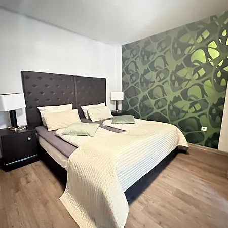 Nella Parkhotel