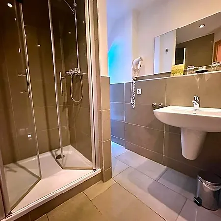 Nella Parkhotel Hotel 4*