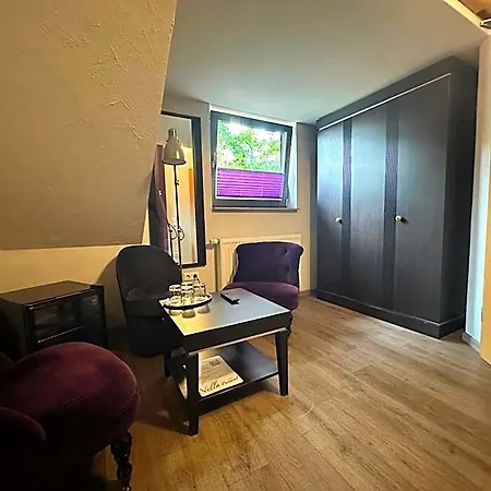 Nella Parkhotel