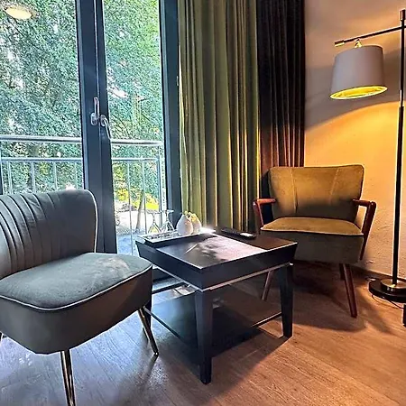 Nella Parkhotel Hotel